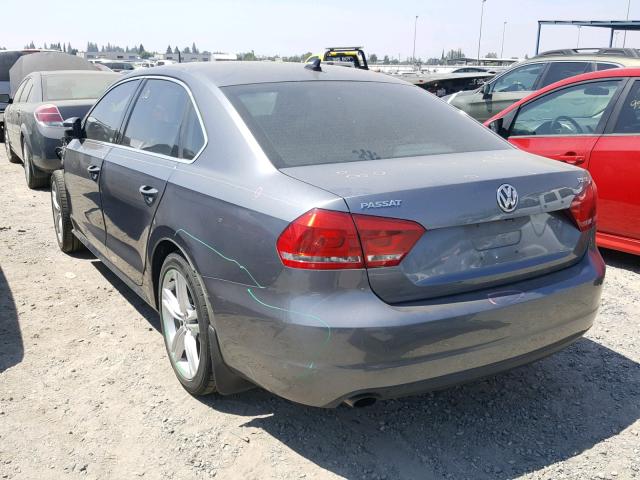 1VWBS7A35EC121095 - 2014 VOLKSWAGEN PASSAT SE GRAY photo 3