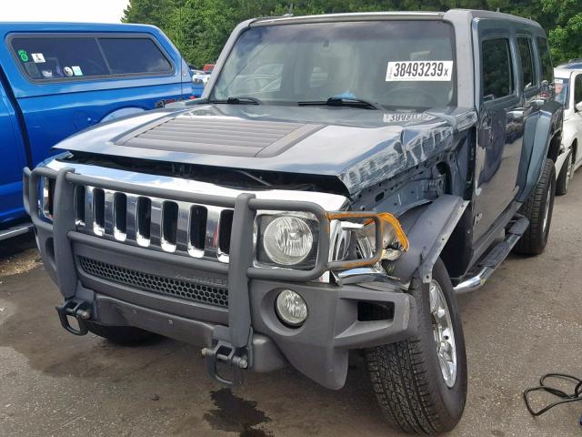 5GTDN136568141710 - 2006 HUMMER H3 BLUE photo 2