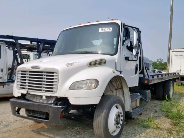 3ALACXCY0HDHT4119 - 2017 FREIGHTLINER M2 106 MED WHITE photo 2