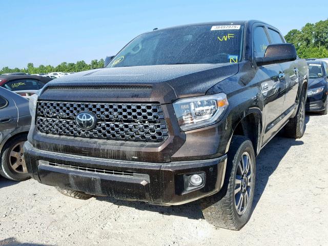 5TFAY5F19KX813874 - 2019 TOYOTA TUNDRA CRE BROWN photo 2