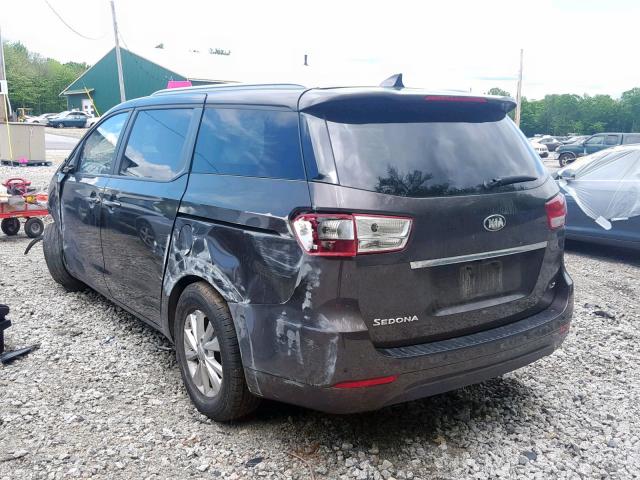 KNDMB5C12G6212371 - 2016 KIA SEDONA LX BROWN photo 3