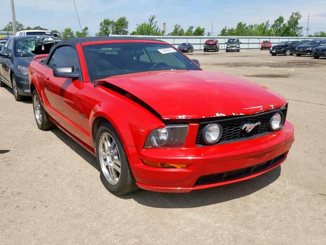 1ZVHT85H765172137 - 2006 FORD MUSTANG GT RED photo 1