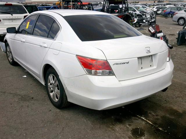 1HGCP2F43AA137512 - 2010 HONDA ACCORD LXP WHITE photo 3