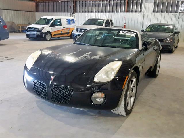 1G2MB33BX6Y106609 - 2006 PONTIAC SOLSTICE BLACK photo 2