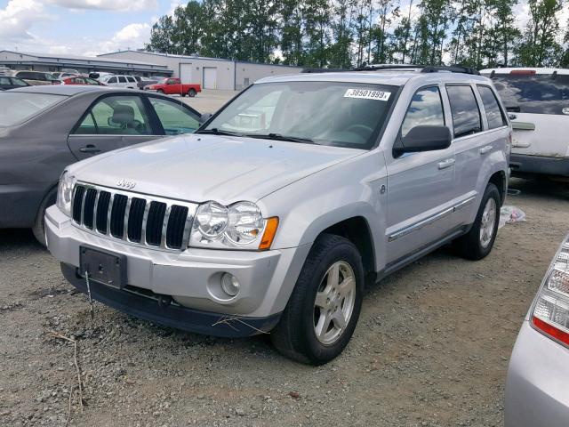 1J4HR58205C520419 - 2005 JEEP GRAND CHER SILVER photo 2