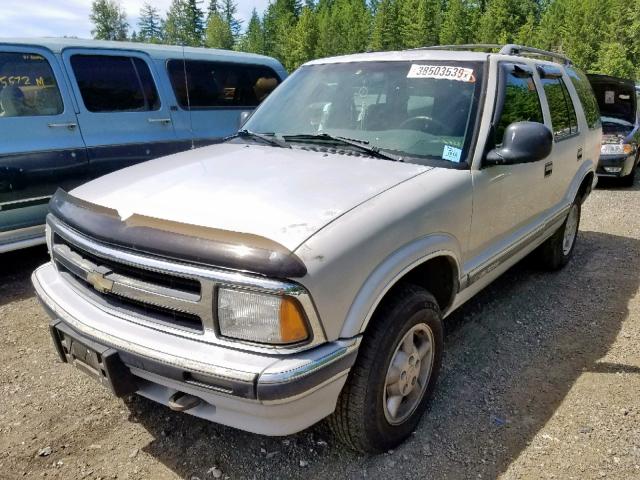 1GNDT13W7SK248307 - 1995 CHEVROLET BLAZER SILVER photo 2