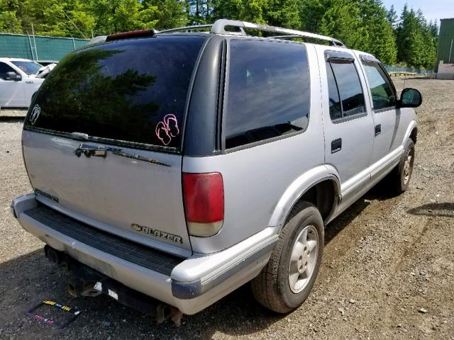 1GNDT13W7SK248307 - 1995 CHEVROLET BLAZER SILVER photo 4