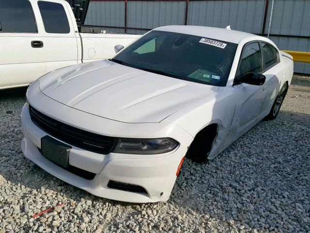 2C3CDXHG6GH154685 - 2016 DODGE CHARGER SX WHITE photo 2