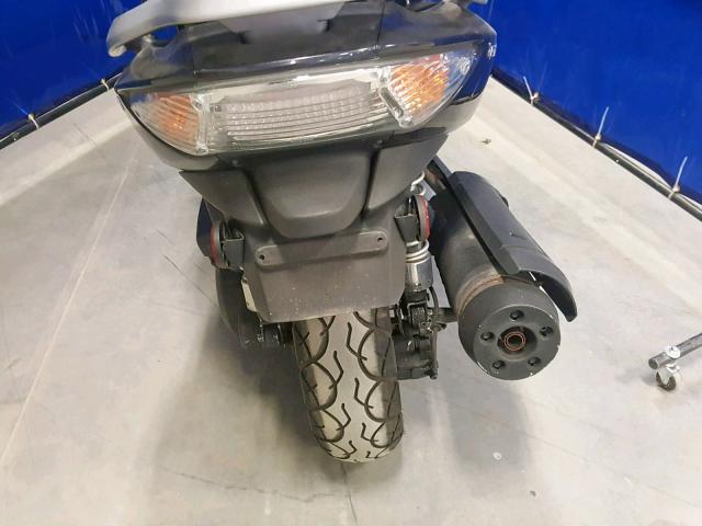 RFBT7K2056B170386 - 2006 KYMCO USA INC XCITING 25 BLACK photo 10