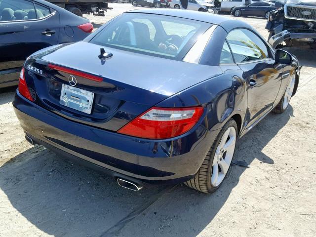 WDDPK5HA0CF032165 - 2012 MERCEDES-BENZ SLK 350 BLUE photo 4