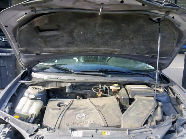 JM1BK123551280001 - 2005 MAZDA 3 S GRAY photo 7