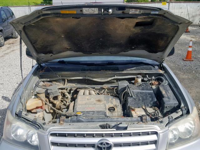 JTEGF21A220061963 - 2002 TOYOTA HIGHLANDER SILVER photo 7