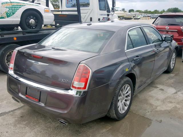 2C3CCAAG0DH557728 - 2013 CHRYSLER 300 GRAY photo 4