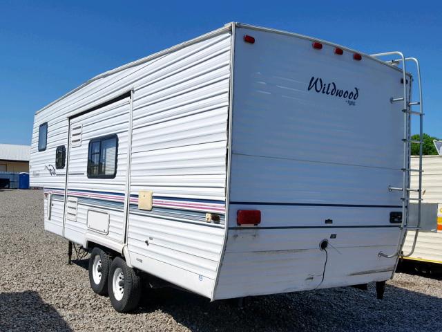 4X4FWDB281B037523 - 2001 WILD TRAILER WHITE photo 3