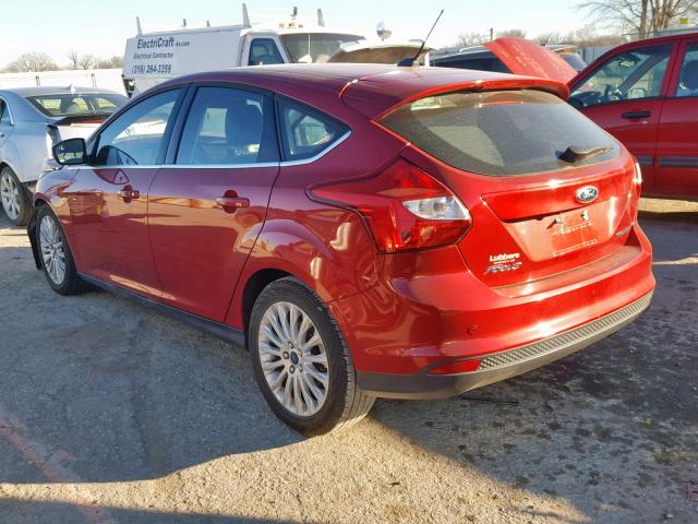 1FAHP3N22CL222364 - 2012 FORD FOCUS TITA RED photo 3