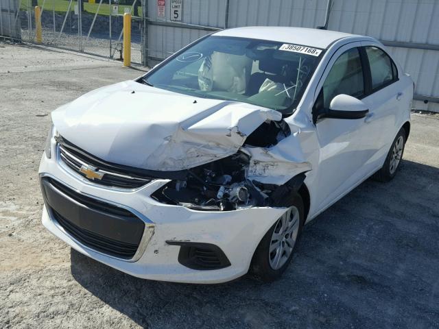 1G1JB5SH7J4105393 - 2018 CHEVROLET SONIC LS 白色 照片 2