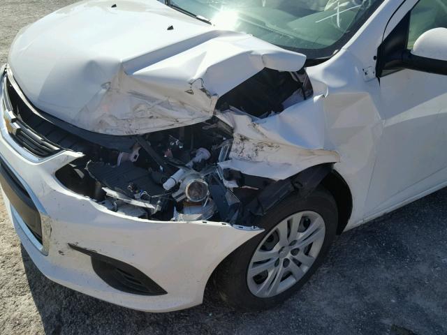 1G1JB5SH7J4105393 - 2018 CHEVROLET SONIC LS 白色 照片 9