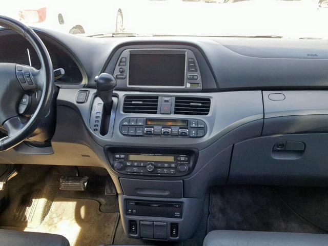 5FNRL38865B109808 - 2005 HONDA ODYSSEY TO SILVER photo 9