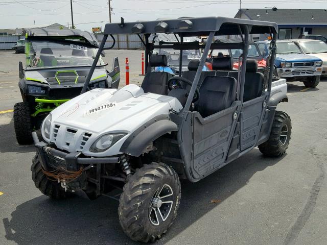 L6FAXJA7790000032 - 2009 ATV SIDEBYSIDE TWO TONE photo 2