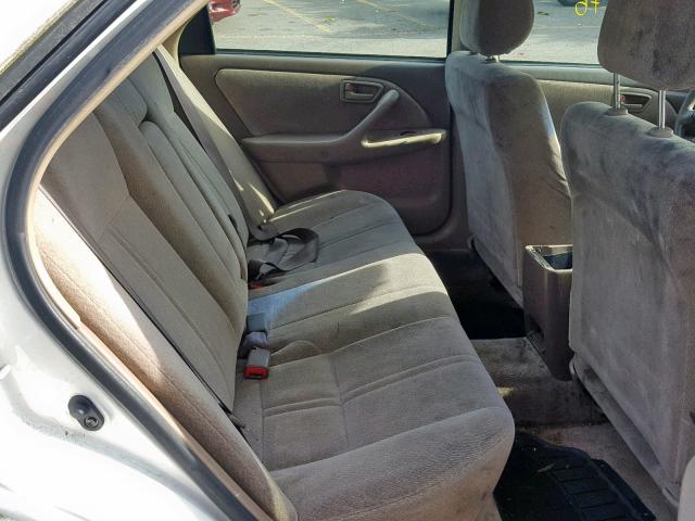 JT2BG22K710584552 - 2001 TOYOTA CAMRY CE 白色 照片 6