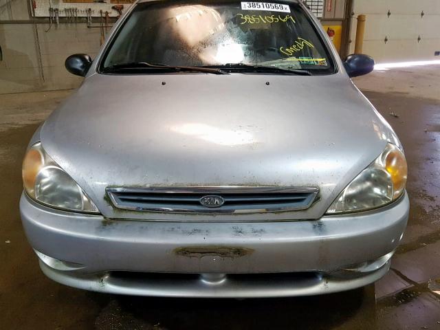 KNADC123226195764 - 2002 KIA RIO SILVER photo 9