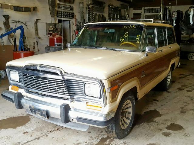 1JCNJ15N7DT040950 - 1983 JEEP WAGONEER BEIGE photo 2