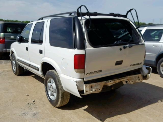 1GNDT13W8Y2280434 - 2000 CHEVROLET BLAZER WHITE photo 3