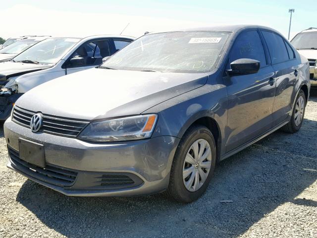 3VW1K7AJ3DM260200 - 2013 VOLKSWAGEN JETTA BASE GRAY photo 2