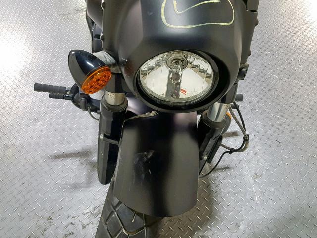 56KMTA002J3136414 - 2018 INDIAN MOTORCYCLE CO. SCOUT BOBB BLACK photo 16