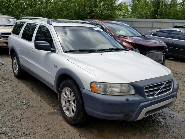 YV1SZ592851173230 - 2005 VOLVO XC70 WHITE photo 1