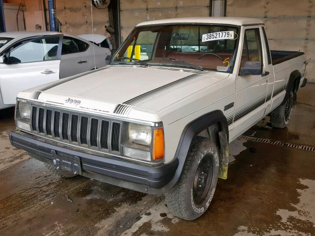 1JTWL6517GT197617 - 1986 JEEP COMANCHE C WHITE photo 2