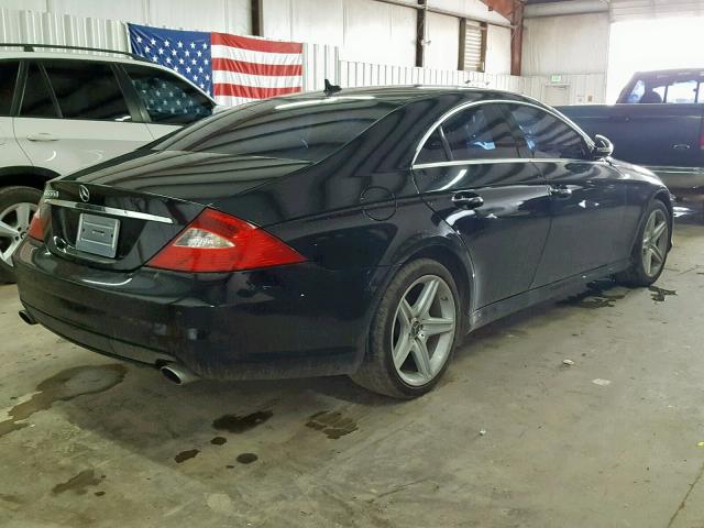 WDDDJ72X98A127794 - 2008 MERCEDES-BENZ CLS 550 BLACK photo 4