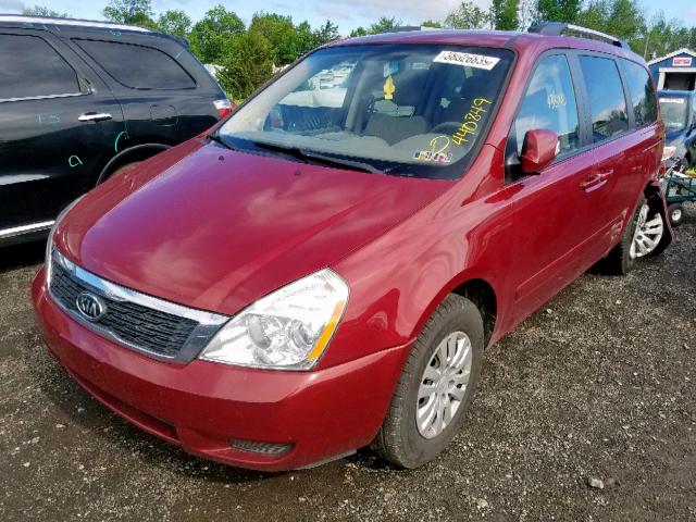 KNDMG4C74C6440849 - 2012 KIA SEDONA LX RED photo 2