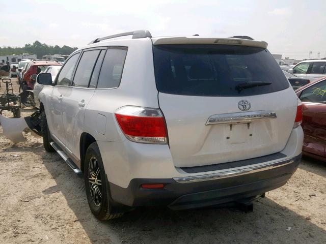 5TDZK3EH2CS050272 - 2012 TOYOTA HIGHLANDER WHITE photo 3