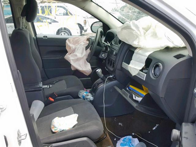 1C4NJCBB9GD543451 - 2016 JEEP COMPASS SP თეთრი ფოტო 5