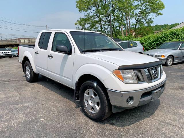 1N6AD07W77C420069 - 2007 NISSAN FRONTIER C WHITE photo 1