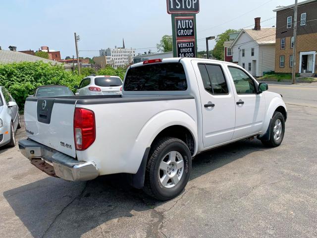 1N6AD07W77C420069 - 2007 NISSAN FRONTIER C WHITE photo 5