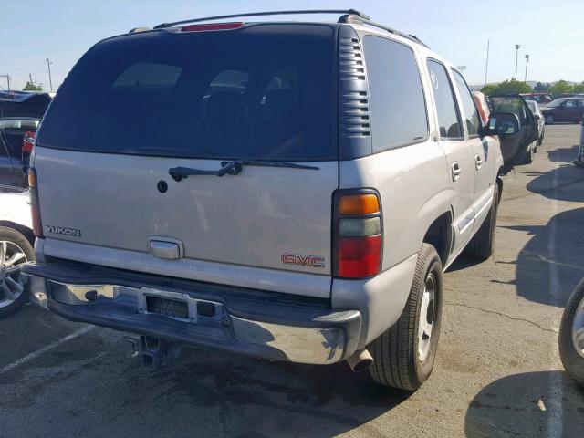 1GKEK13T95J153994 - 2005 GMC YUKON SILVER photo 4