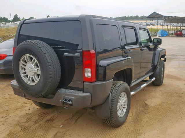 5GTEN13E888228810 - 2008 HUMMER H3 BLACK photo 4