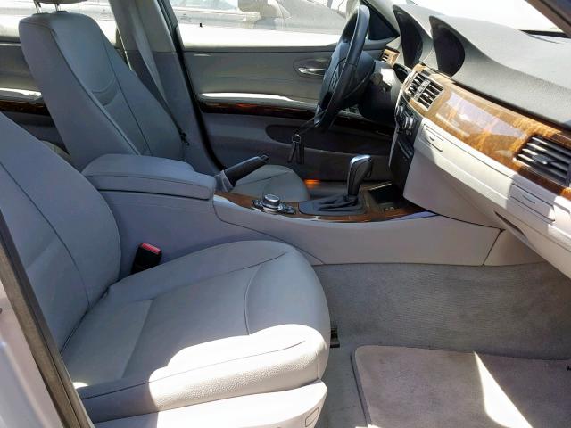 WBAPH5C58BA440652 - 2011 BMW 328 I SULE SILVER photo 5