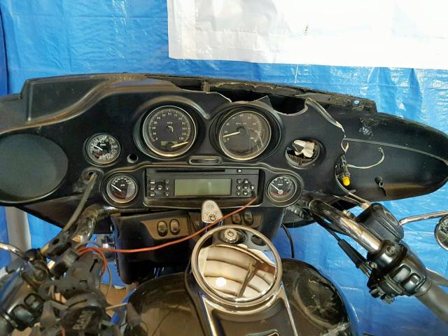 1HD1FC4357Y660151 - 2007 HARLEY-DAVIDSON FLHTCUI BLACK photo 8