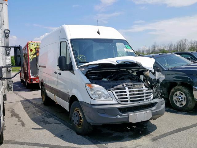 WDYPF0CC7B5525036 - 2011 FREIGHTLINER SPRINTER 3 WHITE photo 1