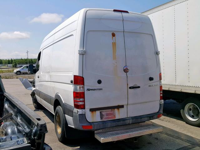 WDYPF0CC7B5525036 - 2011 FREIGHTLINER SPRINTER 3 WHITE photo 3