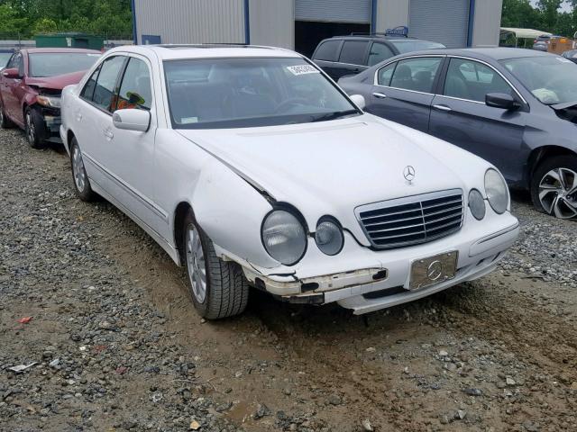 WDBJF65J61B209609 - 2001 MERCEDES-BENZ E 320 WHITE photo 1