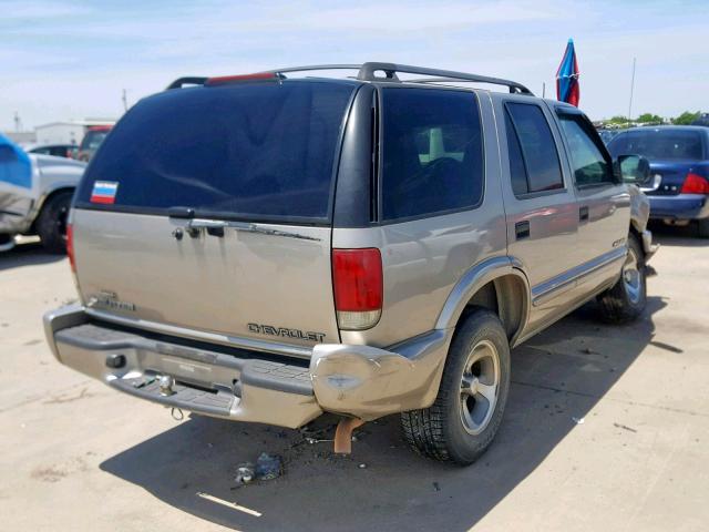 1GNCS13W52K135633 - 2002 CHEVROLET BLAZER GOLD photo 4