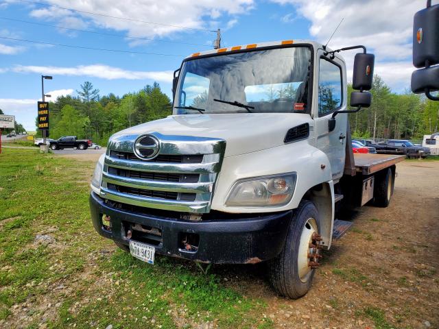 5PVNJ8JV9D4S53957 - 2013 HINO 258/268 WHITE photo 2