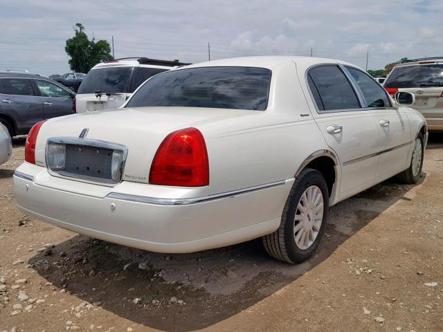 1LNHM81WX5Y629326 - 2005 LINCOLN TOWN CAR S WHITE photo 4