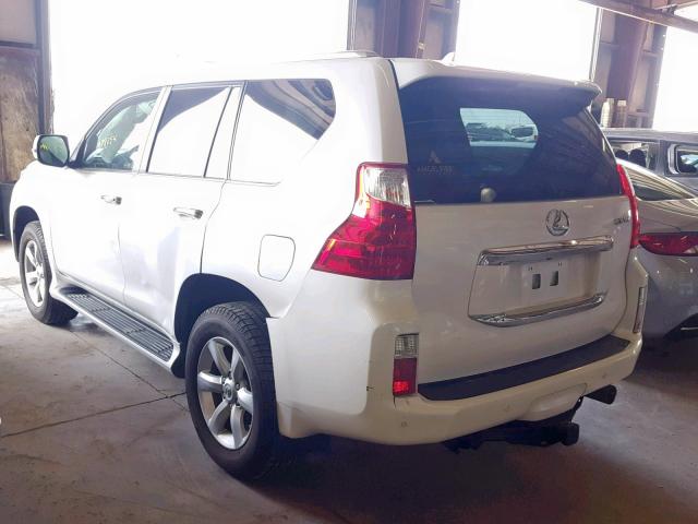 JTJBM7FX0B5023002 - 2011 LEXUS GX WHITE photo 3