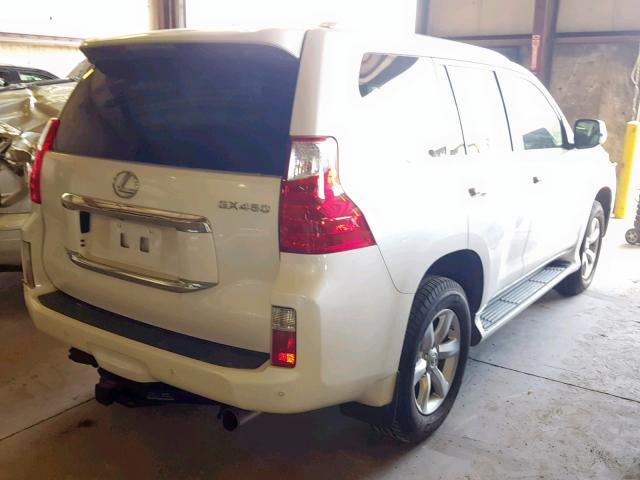 JTJBM7FX0B5023002 - 2011 LEXUS GX WHITE photo 4