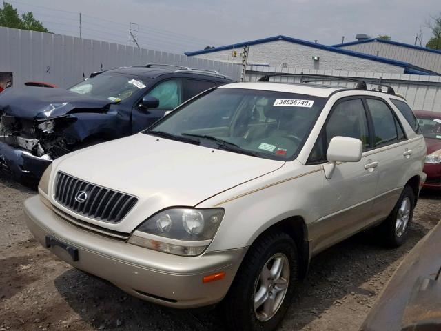 JT6HF10U1X0063930 - 1999 LEXUS RX 300 WHITE photo 10